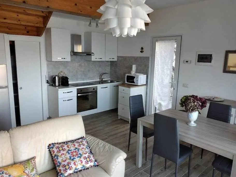 Apartamento Una Terrazza Sul Lago Argegno Italia