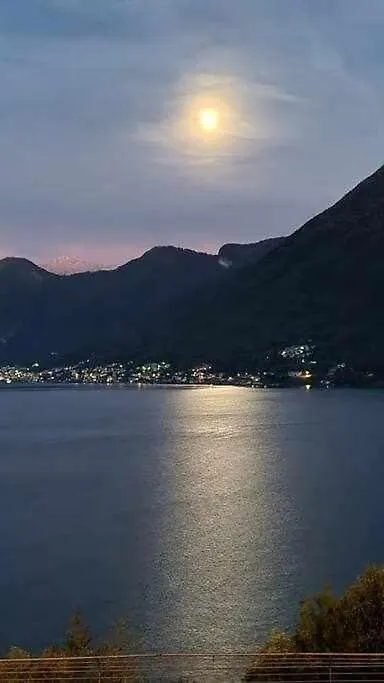Appartement Una Terrazza Sul Lago Argegno Italie